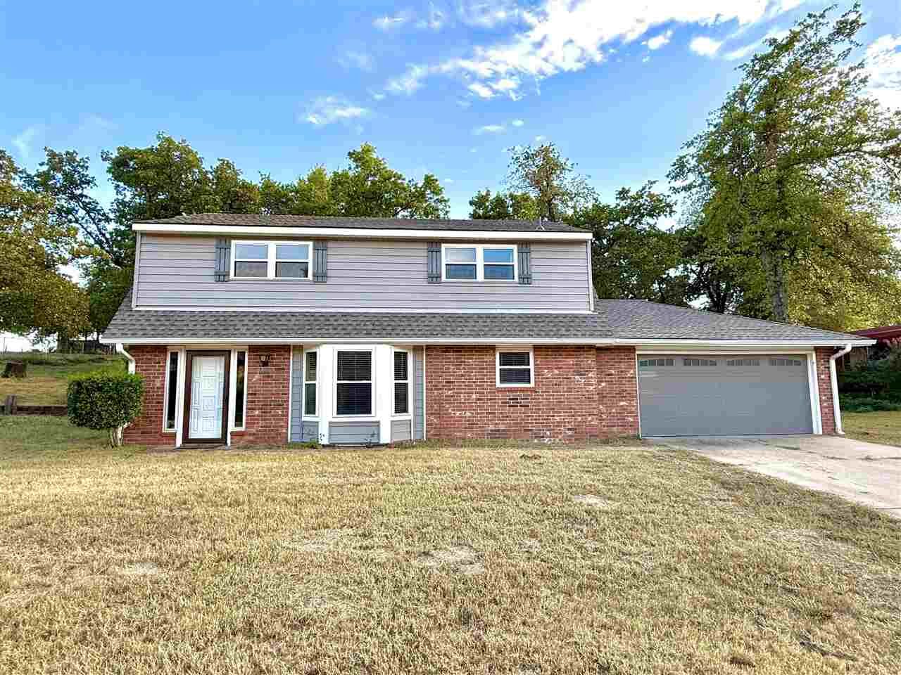 Property Photo:  158 Oakdale  OK 74604 