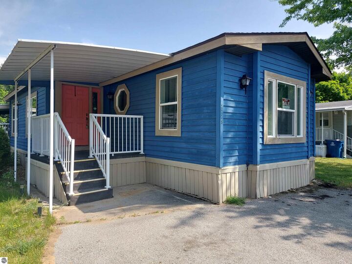Property Photo: 2779 Frank Street MI 49686