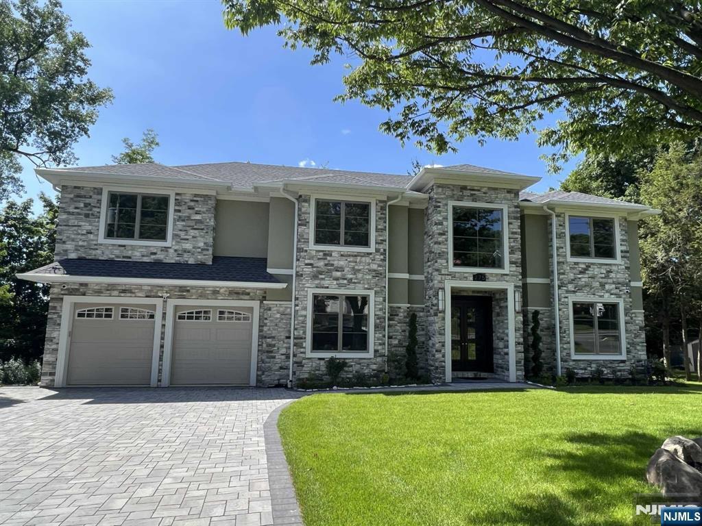 Property Photo:  275 Gorden Drive  NJ 07652 