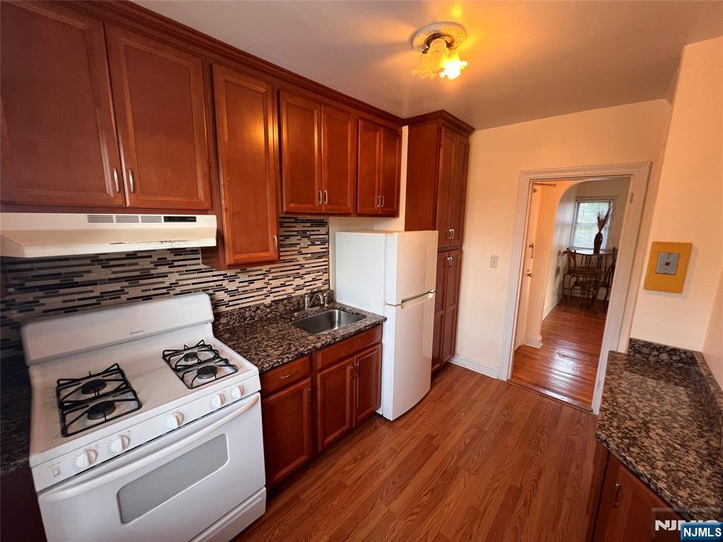 Property Photo: 735 Elm Avenue 2C NJ 07666