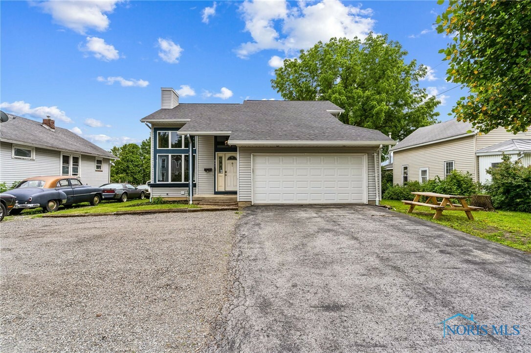 801 W Sandusky Street  Findlay OH 45840 photo