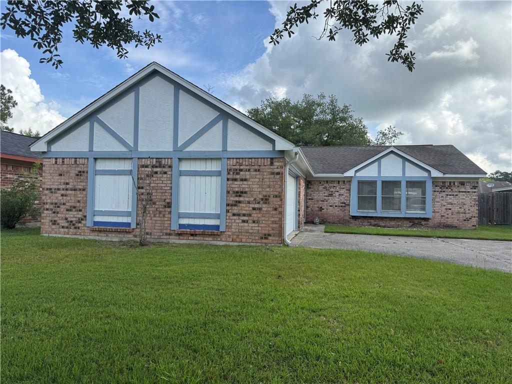 Property Photo: 204 Portsmouth Drive LA 70460