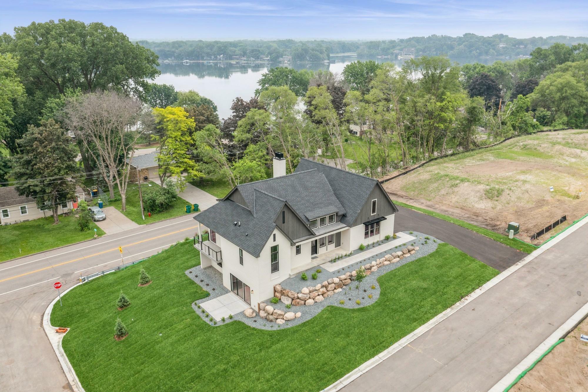 Property Photo: 2706 Lakeview Court MN 55117