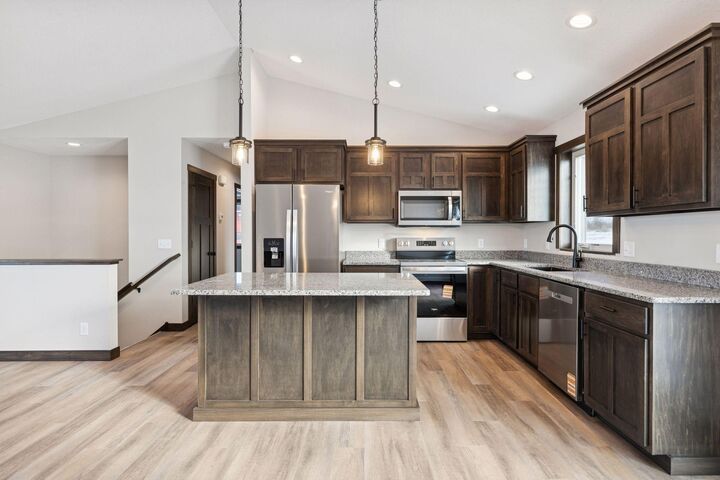 Property Photo: 492 Coyote Way WI 54017