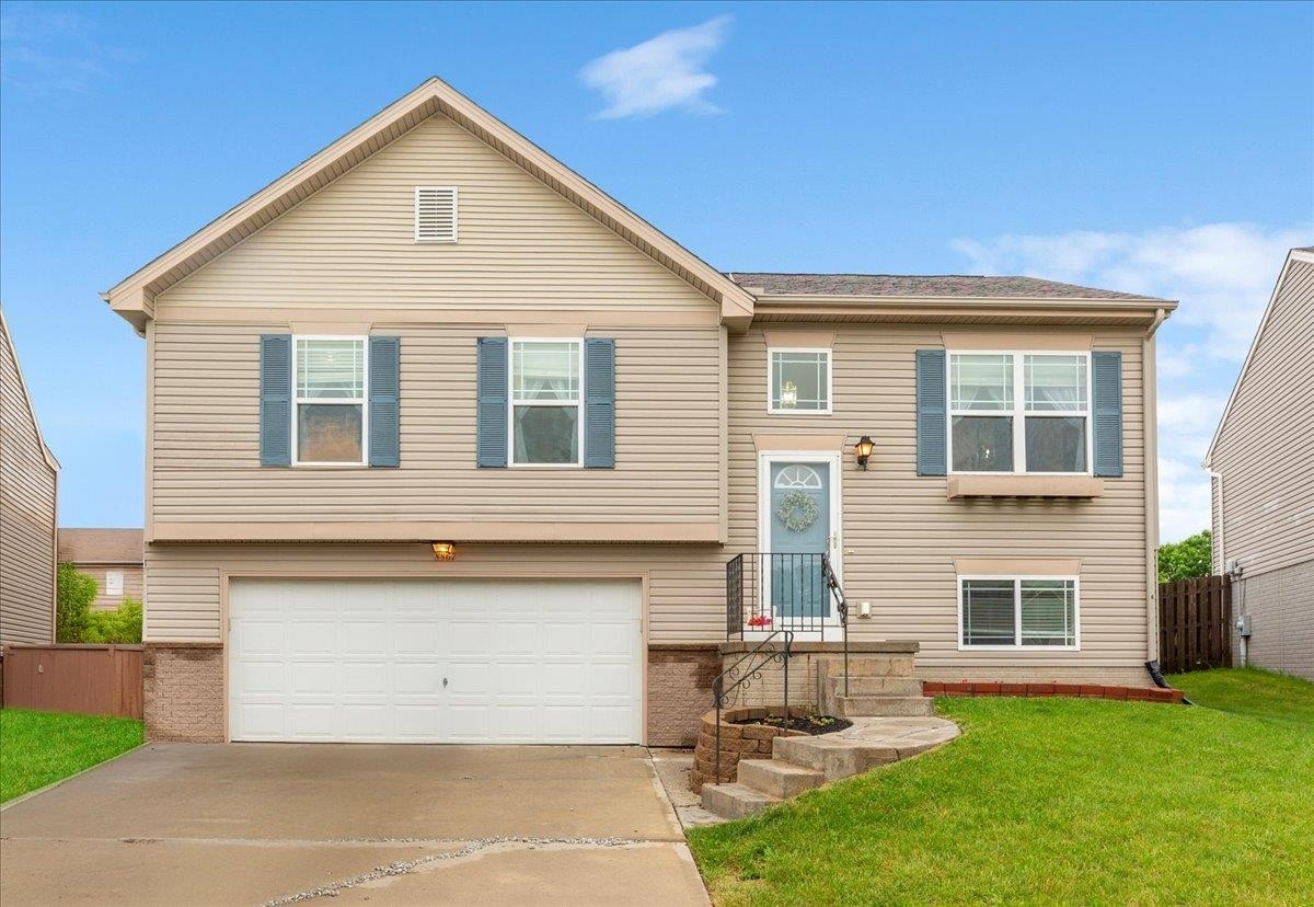 Property Photo: 8867 Kimball Street NE 68122