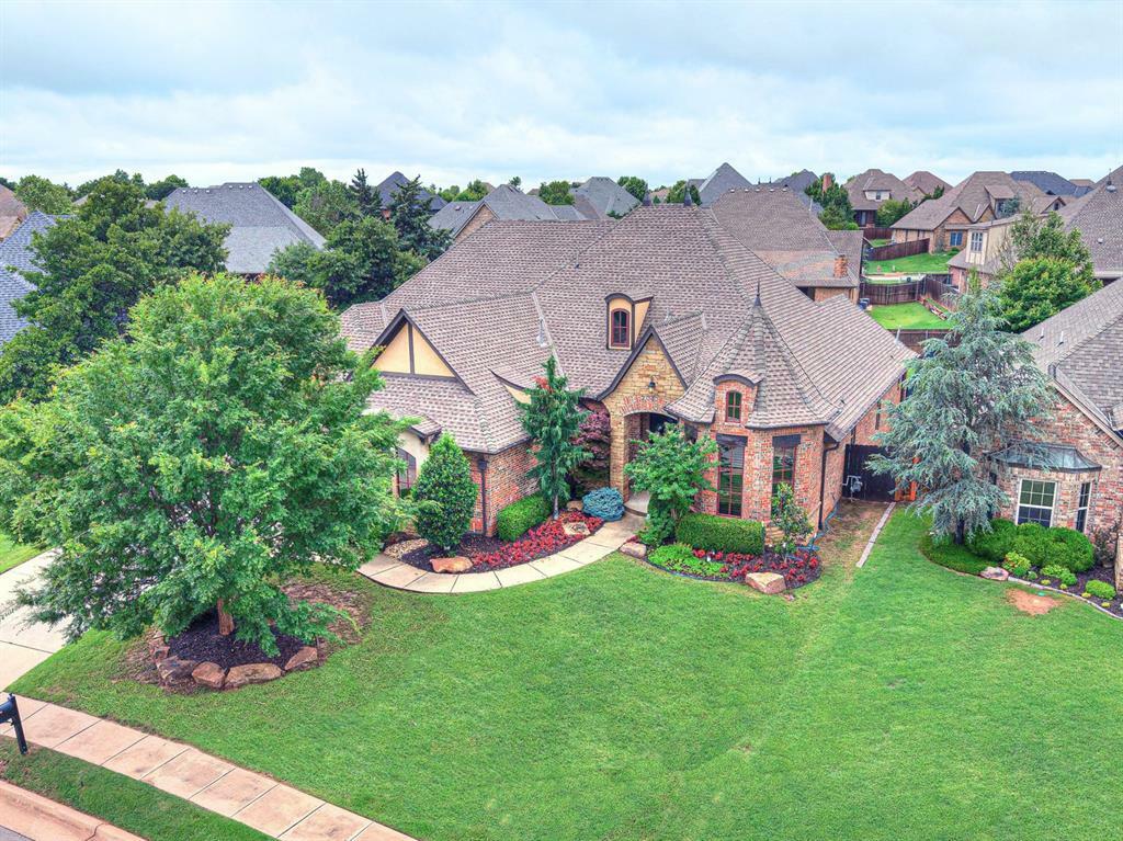 Property Photo: 4925 Shades Bridge Road OK 73034