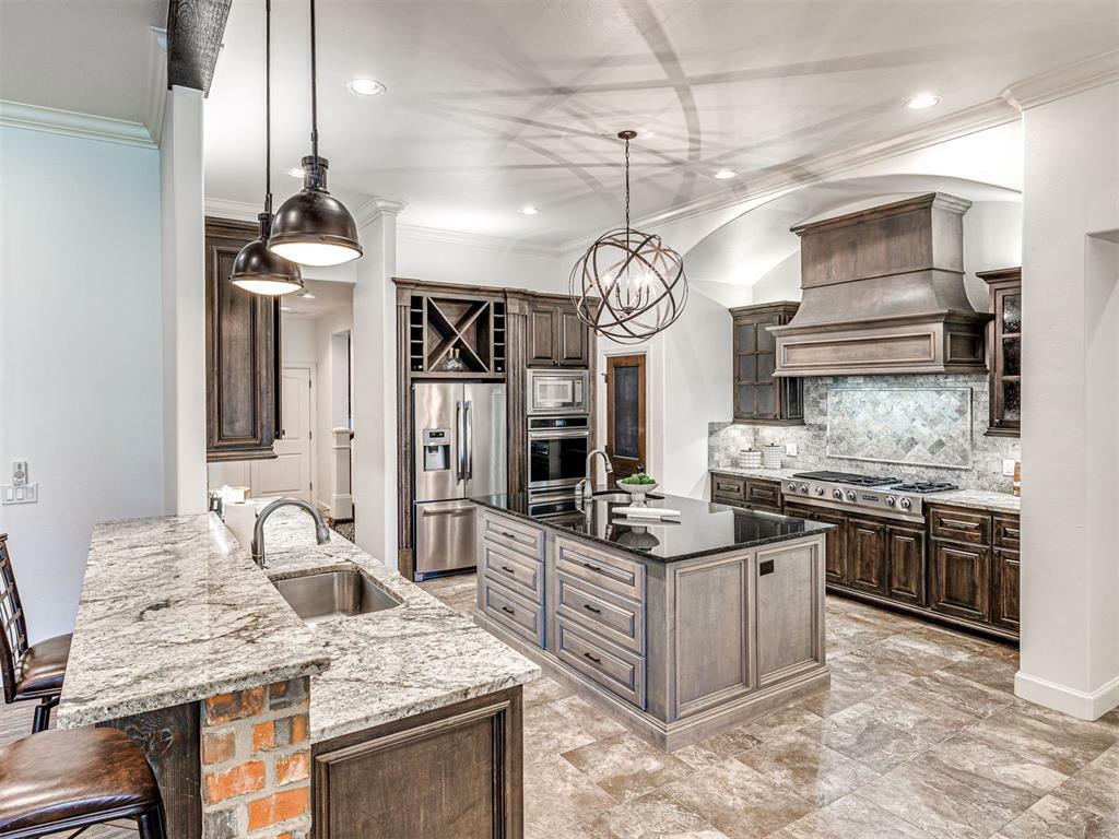 Property Photo:  4925 Shades Bridge Road  OK 73034 
