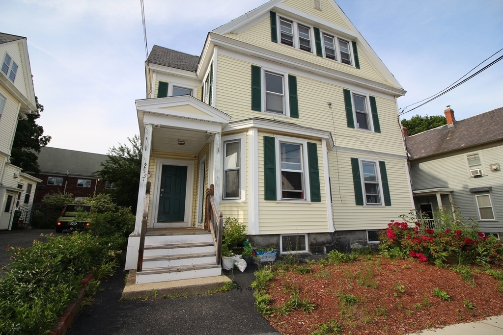Property Photo:  255 Liberty Street 3  MA 01851 
