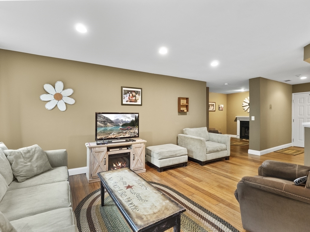 Property Photo: 770 Salisbury 302 MA 01609
