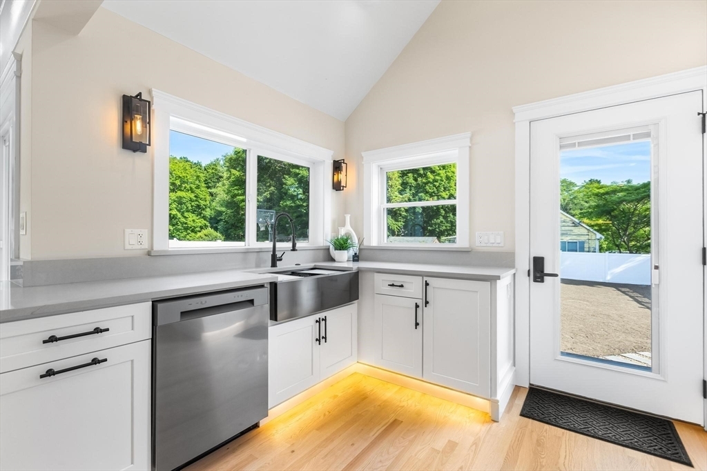 Property Photo:  586 Lowell St  MA 01960 