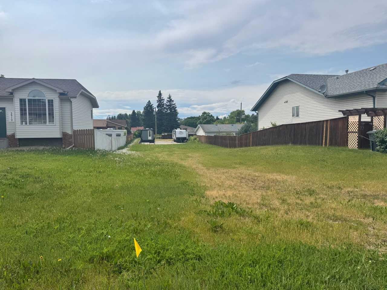 Photo de la propriété: 3914 45A Street AB T4J 1B6