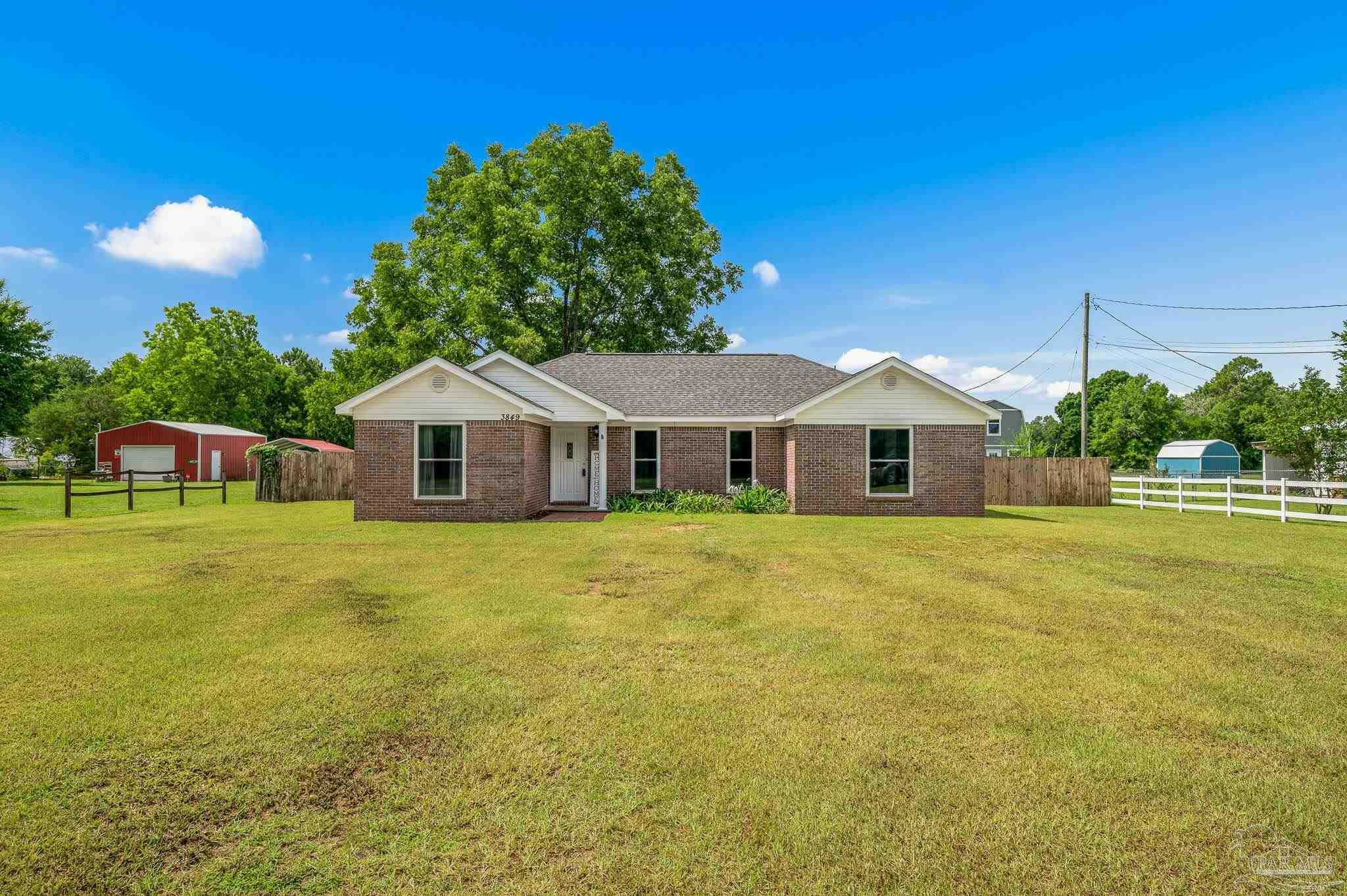 Property Photo: 3849 Luther Fowler Rd FL 32571