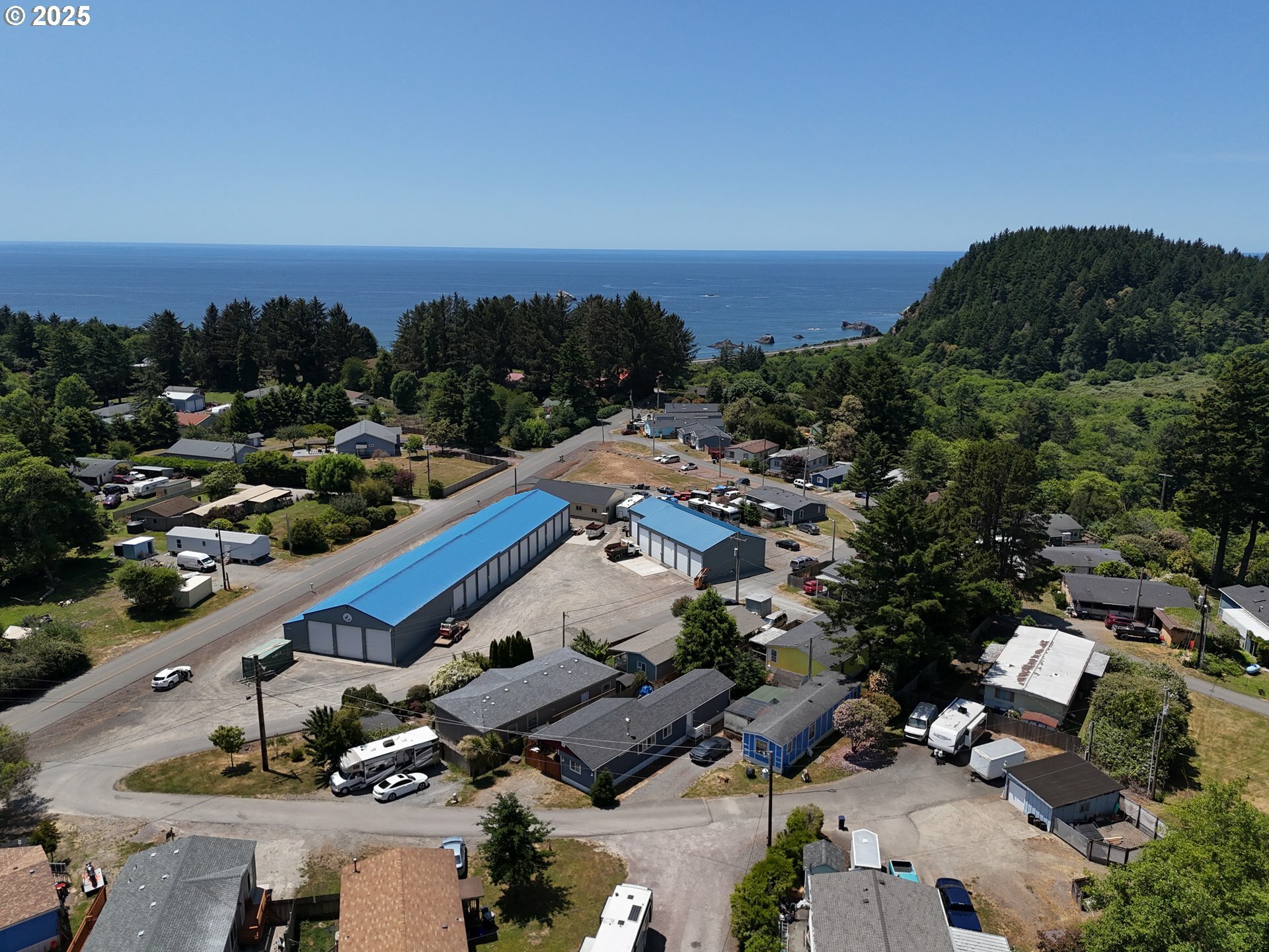 Property Photo: 96465 Coverdell Rd OR 97415