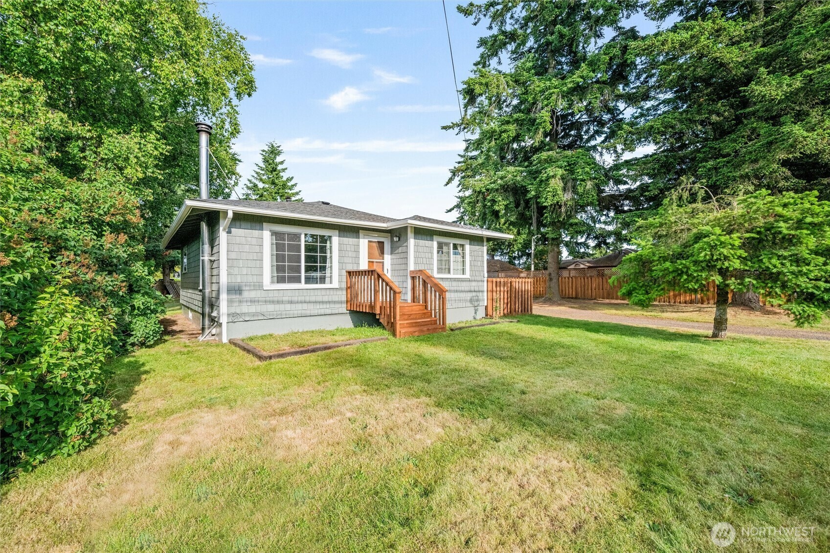 Property Photo:  2991  Main Street  WA 98240 