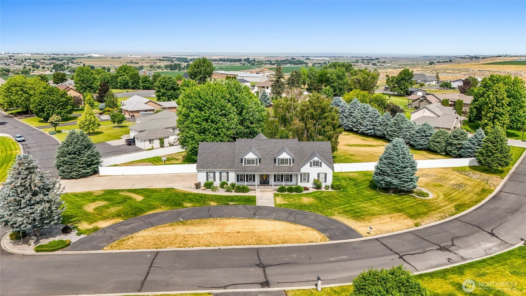 Property Photo:  5476  Lorri Lane  WA 98837 