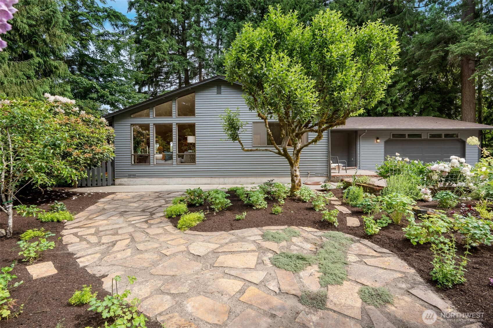 Property Photo: 6114 218th Street SE WA 98072