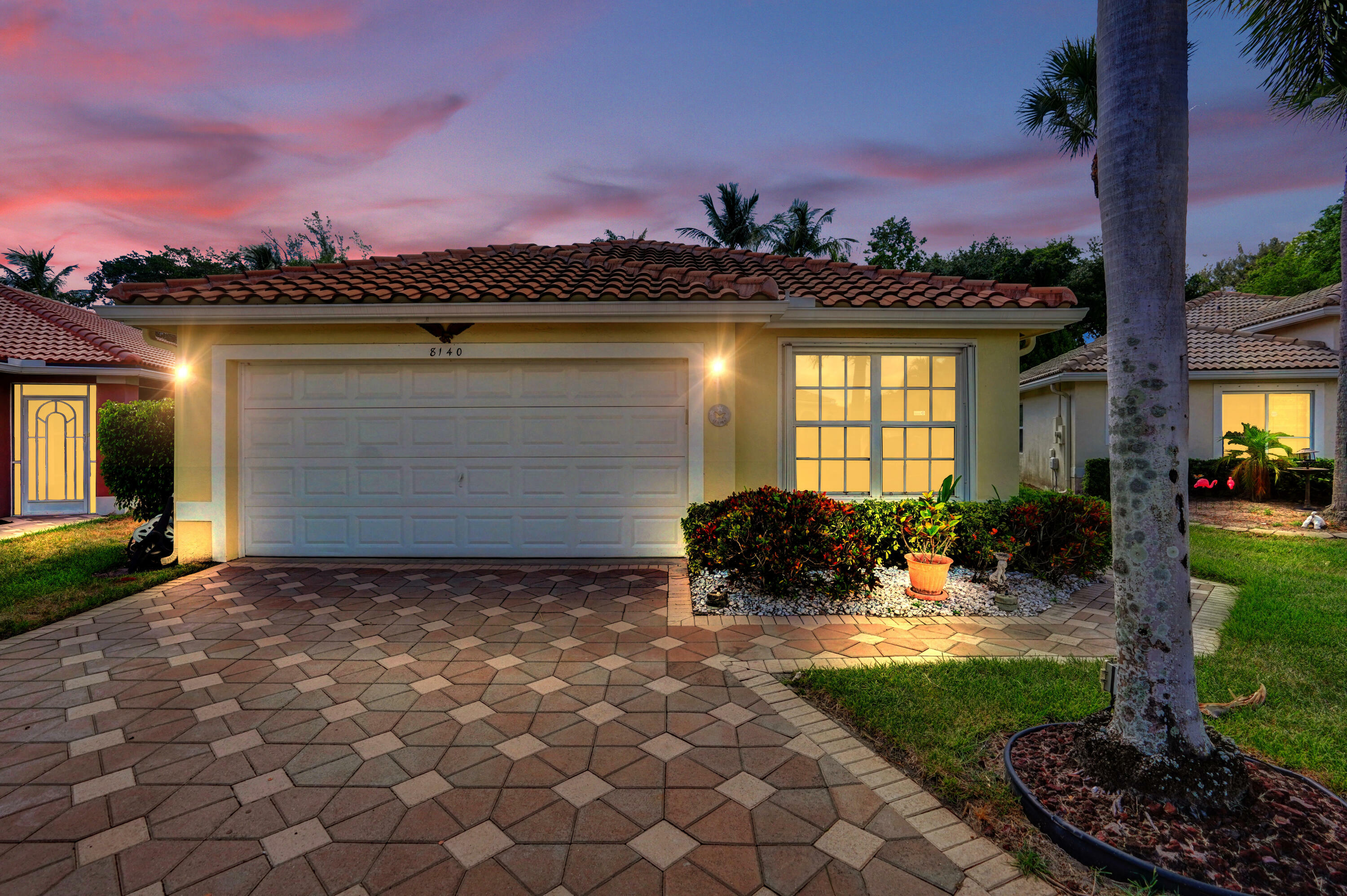 Property Photo: 8140 Palm Gate Drive FL 33436