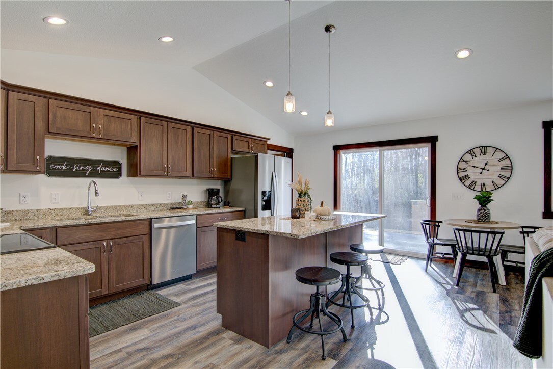 Property Photo: 1724 Dorret Road WI 54703