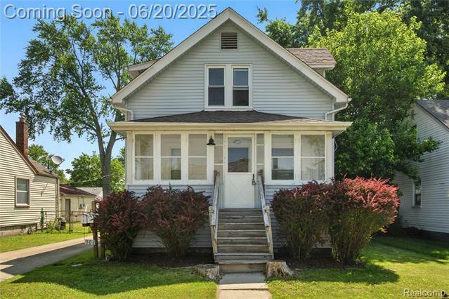 306 N Kenwood Avenue  Royal Oak MI 48067 photo