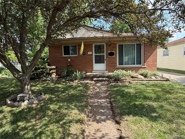 400 W Hudson Avenue  Madison Heights MI 48071 photo