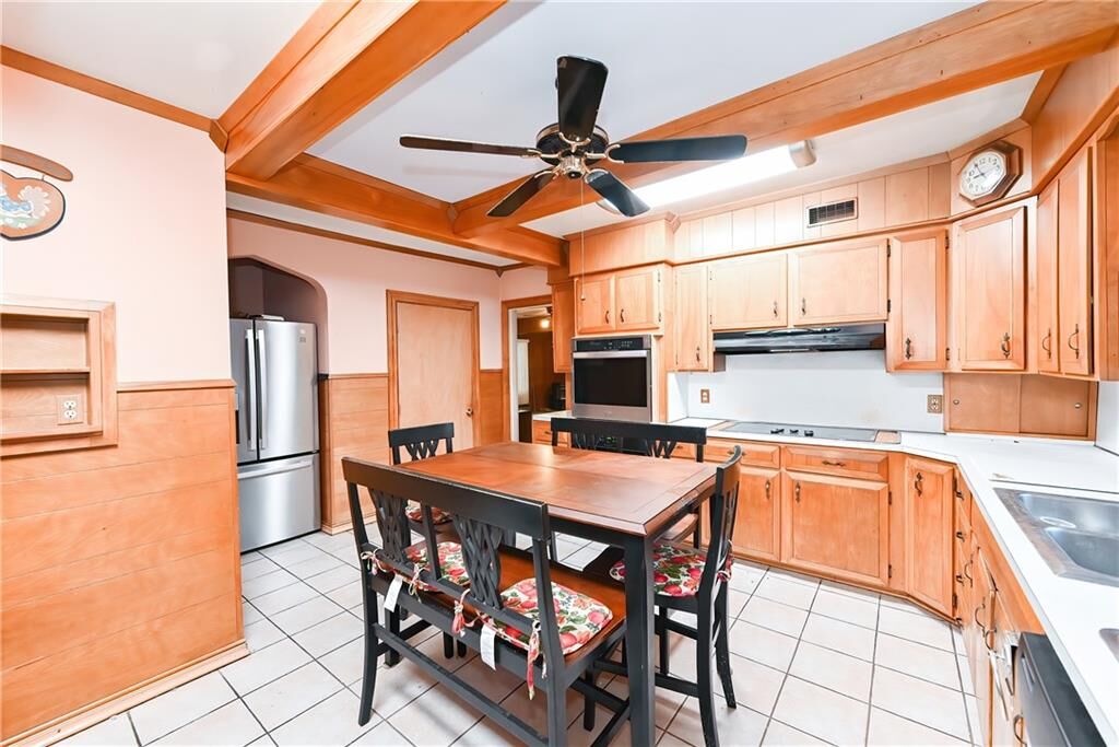 Property Photo: 542 Prospect Street RI 02895