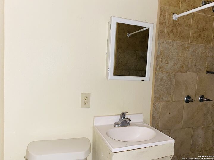 Property Photo: 1538 Brighton TX 78211