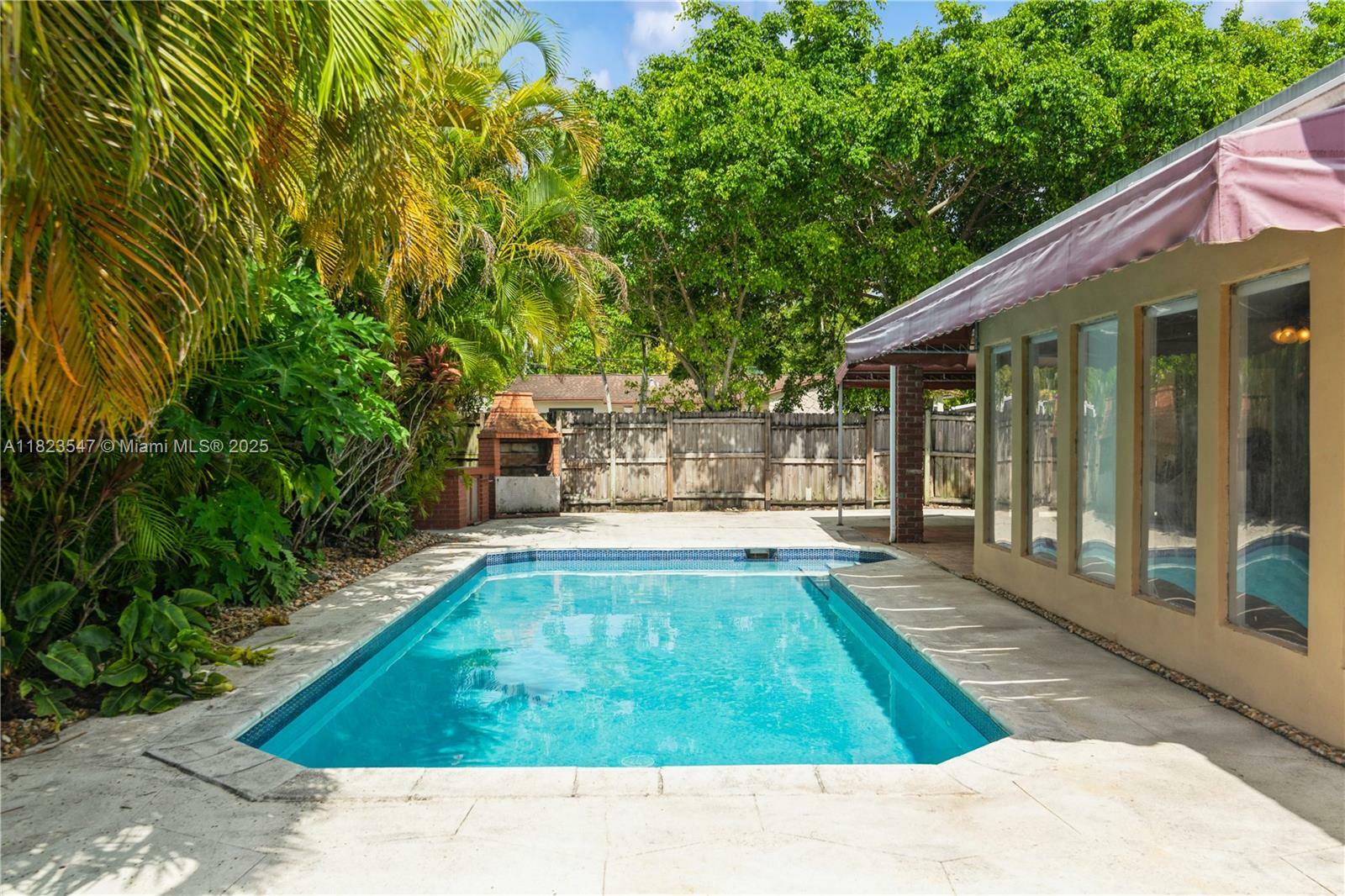 Property Photo: 12540 SW 31st St FL 33175