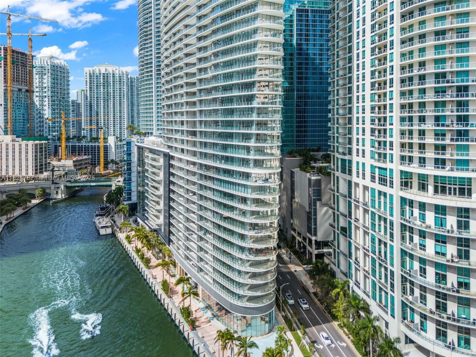 Property Photo: 300 Biscayne Blvd Way 3508 FL 33131