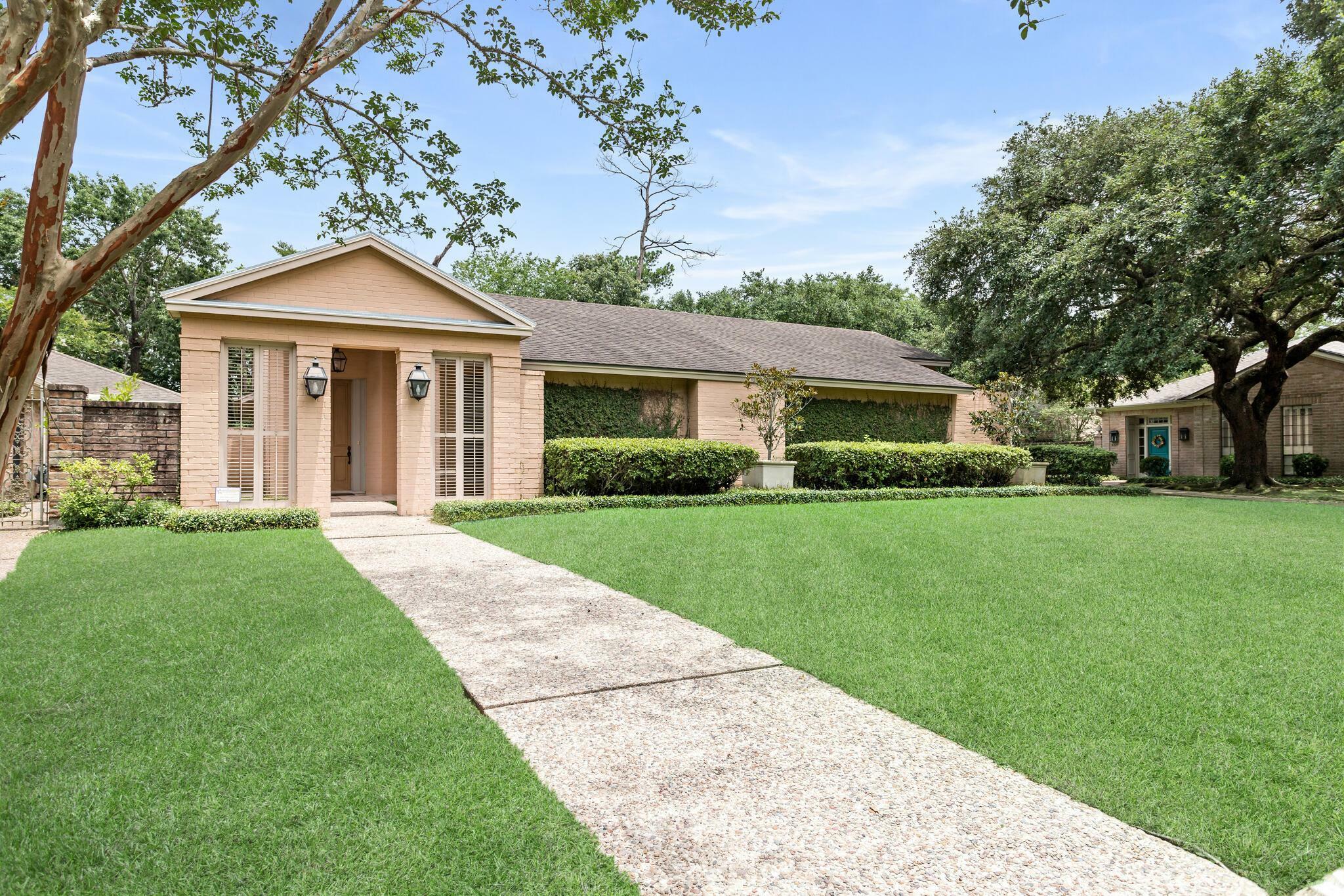 4305 Thomas Glen  Beaumont TX 77706 photo