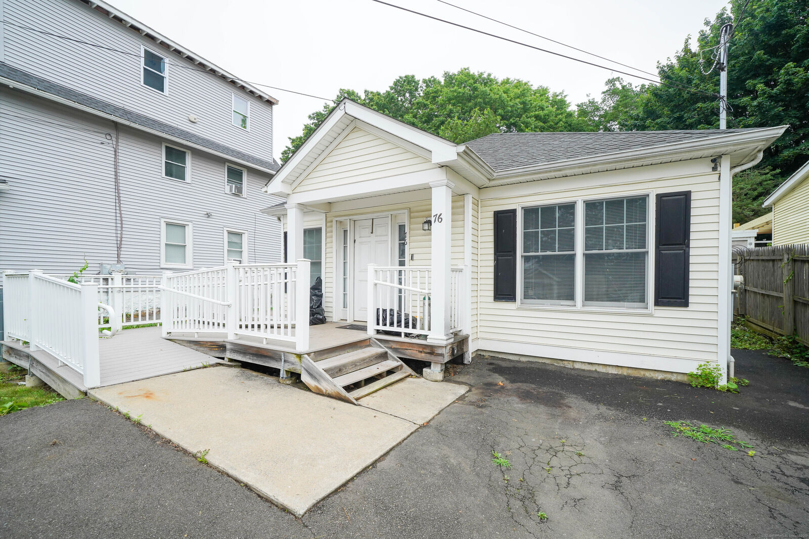 Property Photo:  76 White Street  CT 06610 