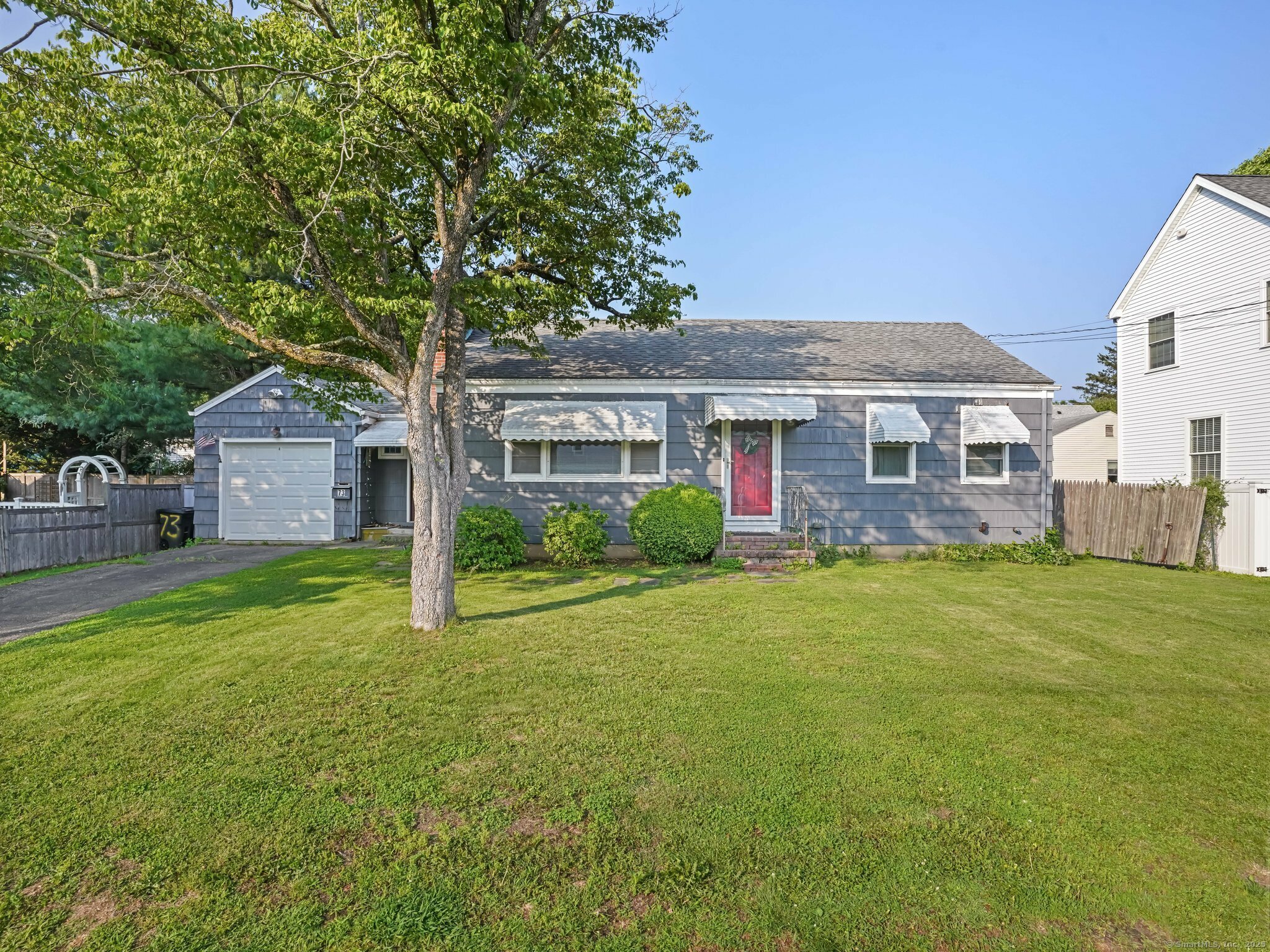 73 Alden Street  Fairfield CT 06824 photo