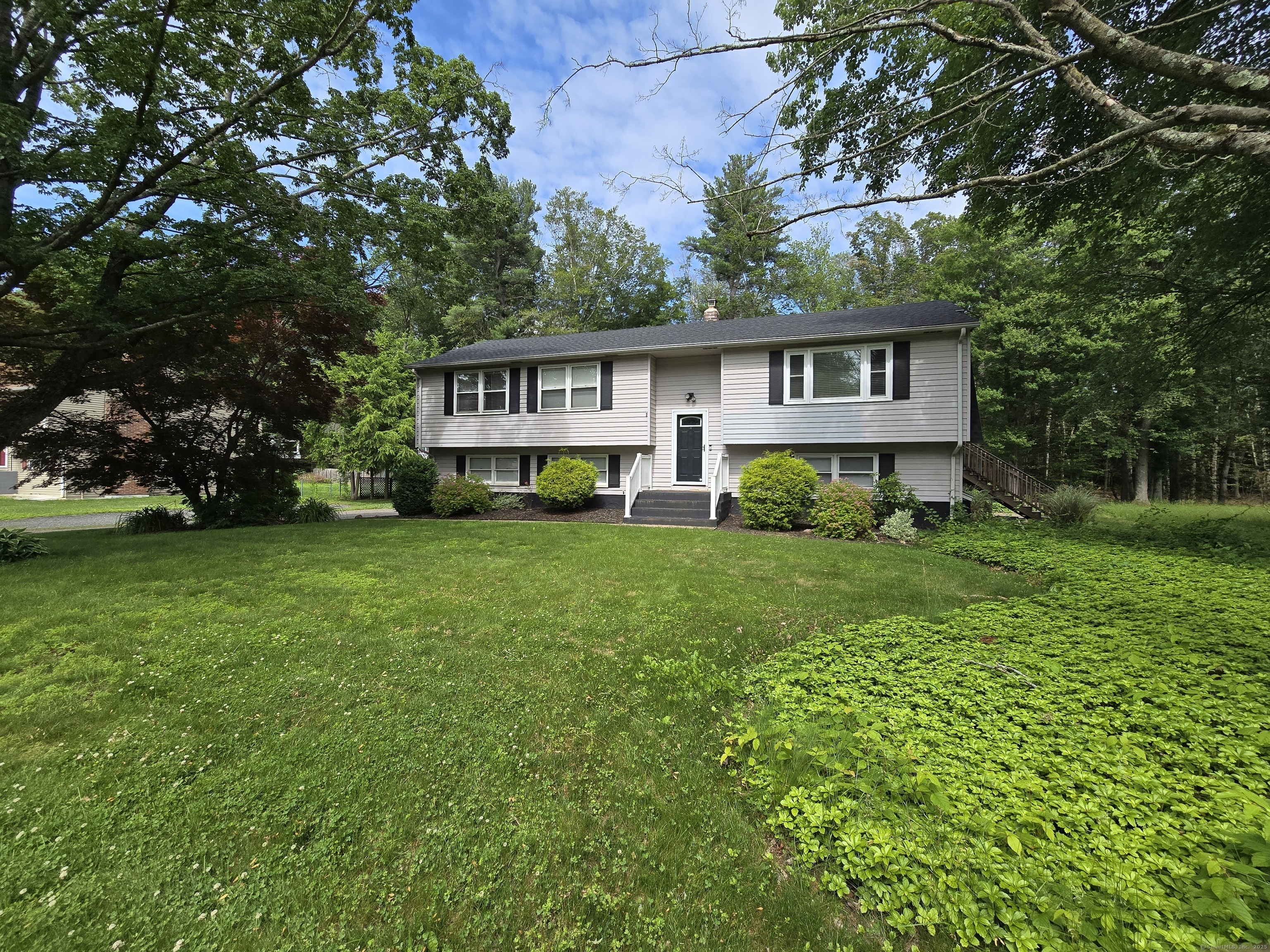 Property Photo: 77 Hartz Lane CT 06118