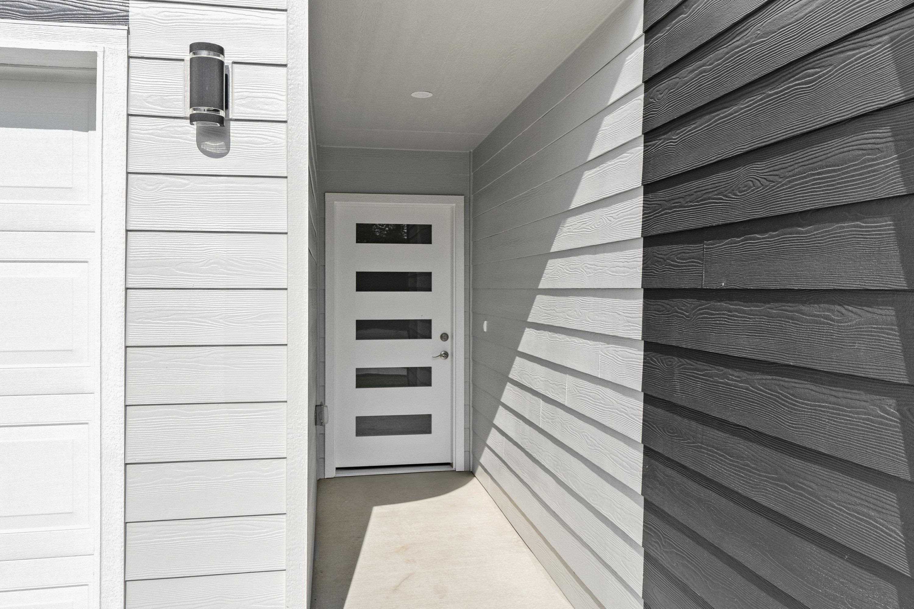 Property Photo: 1623 N Selkirk Rd WA 99016