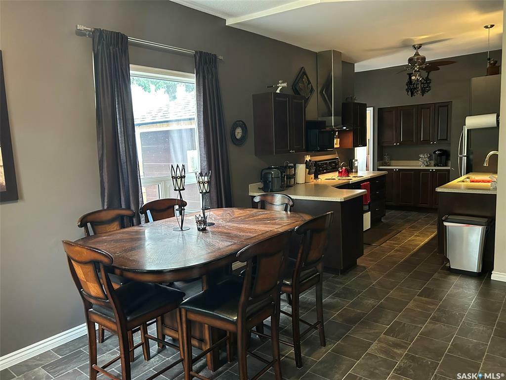 Photo de la propriété: 506 1st Street E SK S0K 1Z0