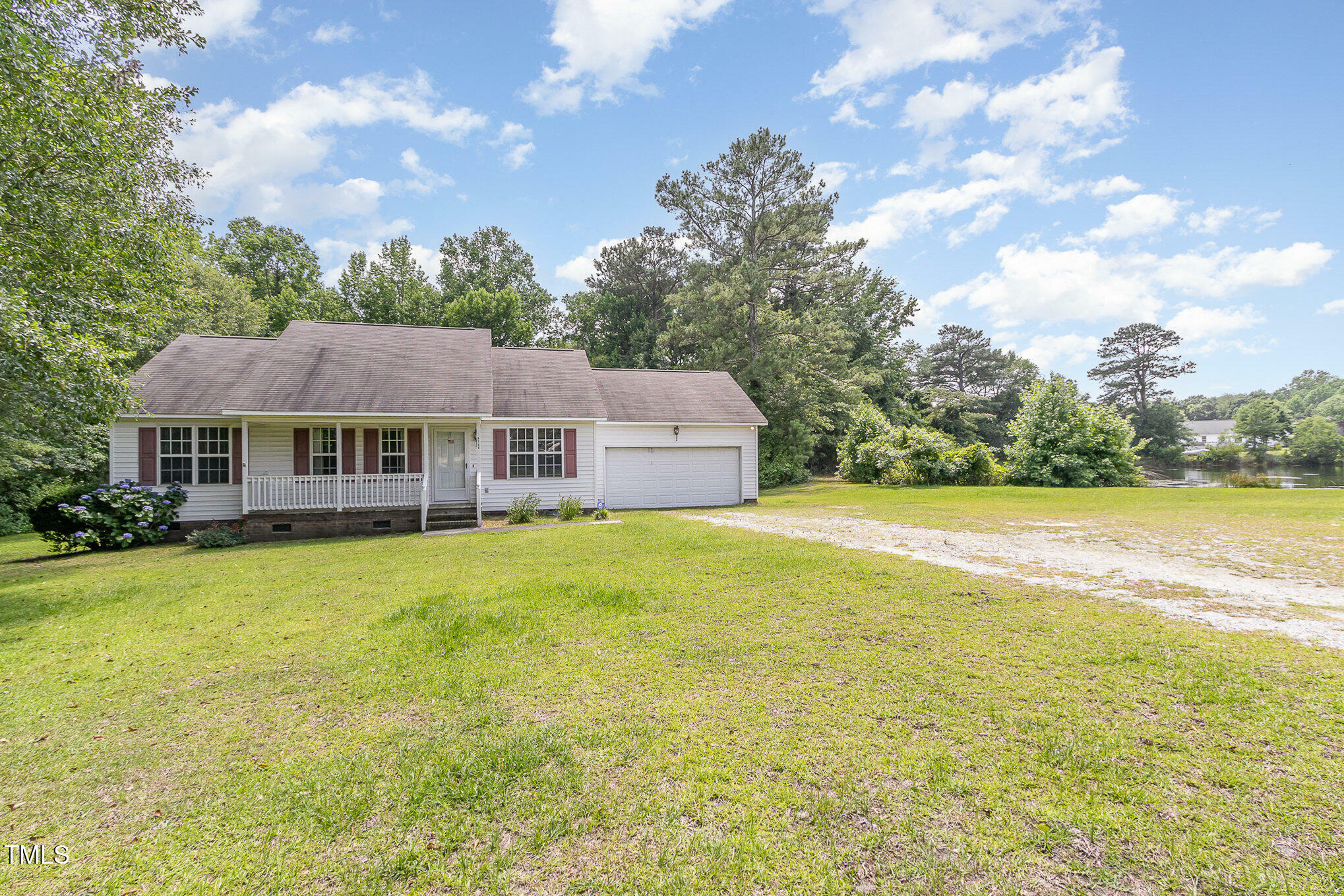 Property Photo: 3336 Piney Grove Wilbon Road NC 27526