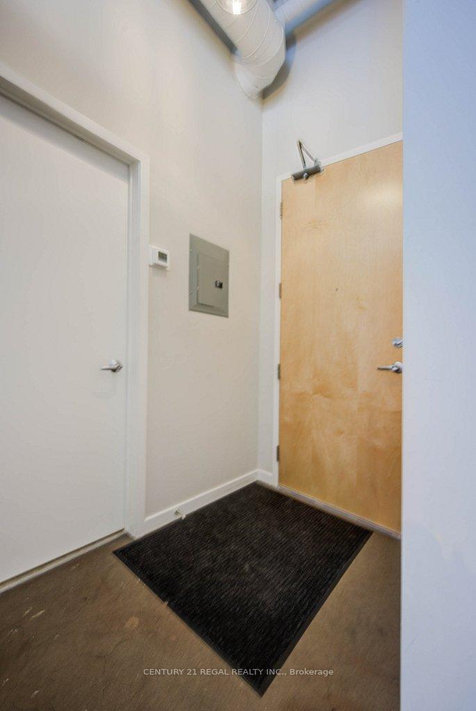Property Photo: 404 King Street W 102 ON N2G 4Z9