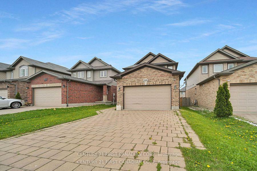 Photo de la propriété: 3378 Emilycarr Lane ON N6L 0A3