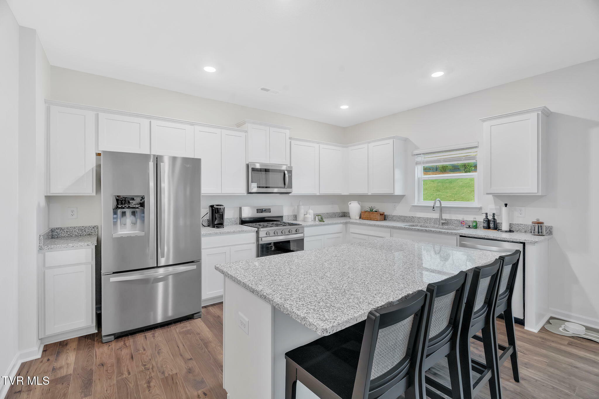 Property Photo: 330 Cookie Loop TN 37615