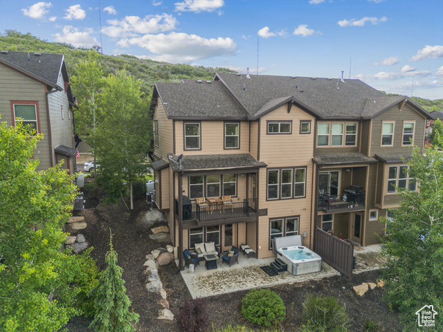 Property Photo: 1046 W Abigail Dr UT 84032