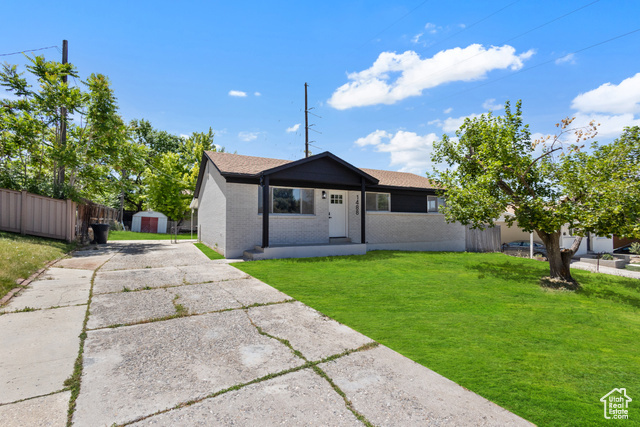 Property Photo: 1488 E 580 S UT 84606