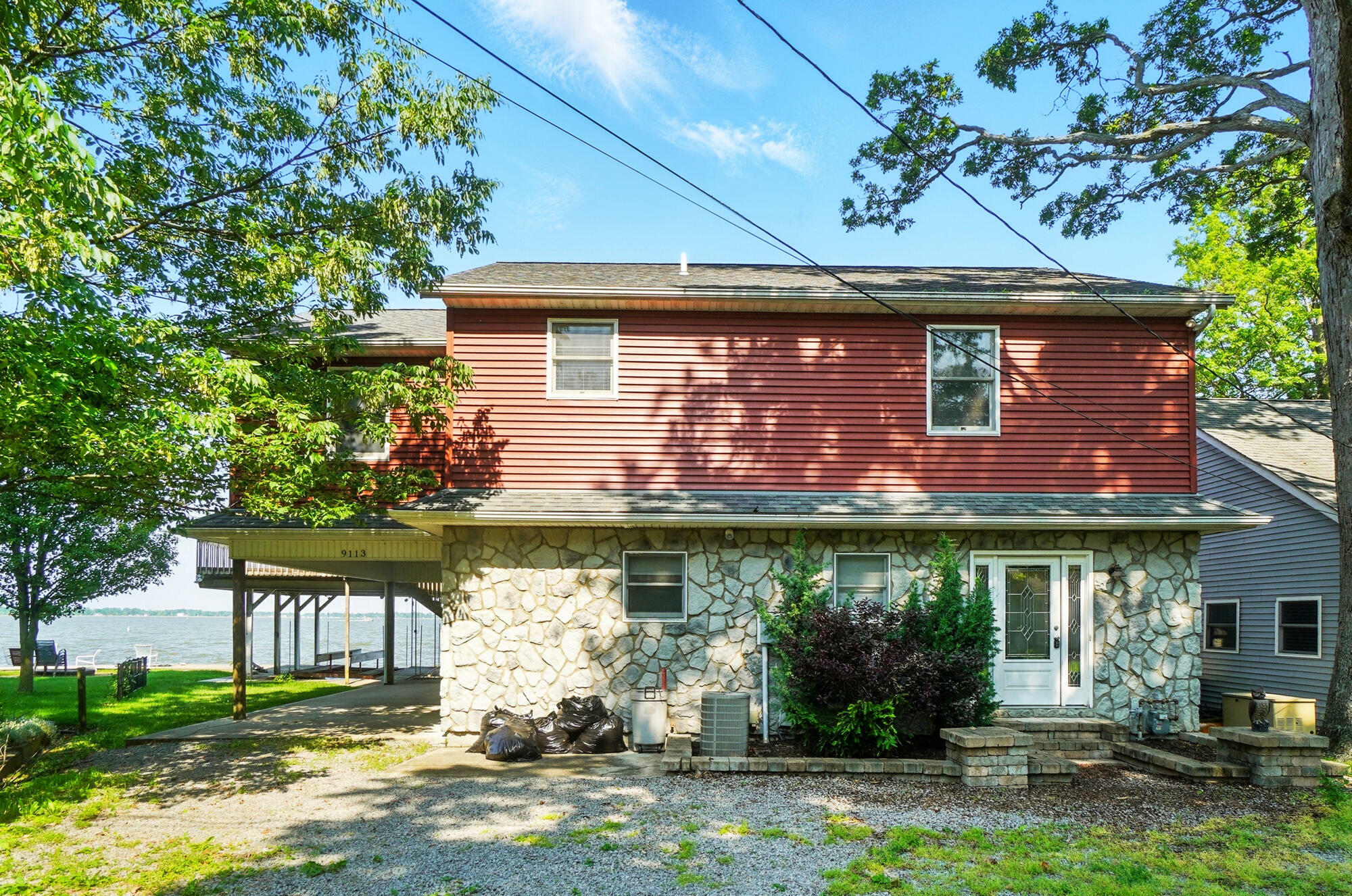Property Photo: 9113 Lake Avenue OH 43324