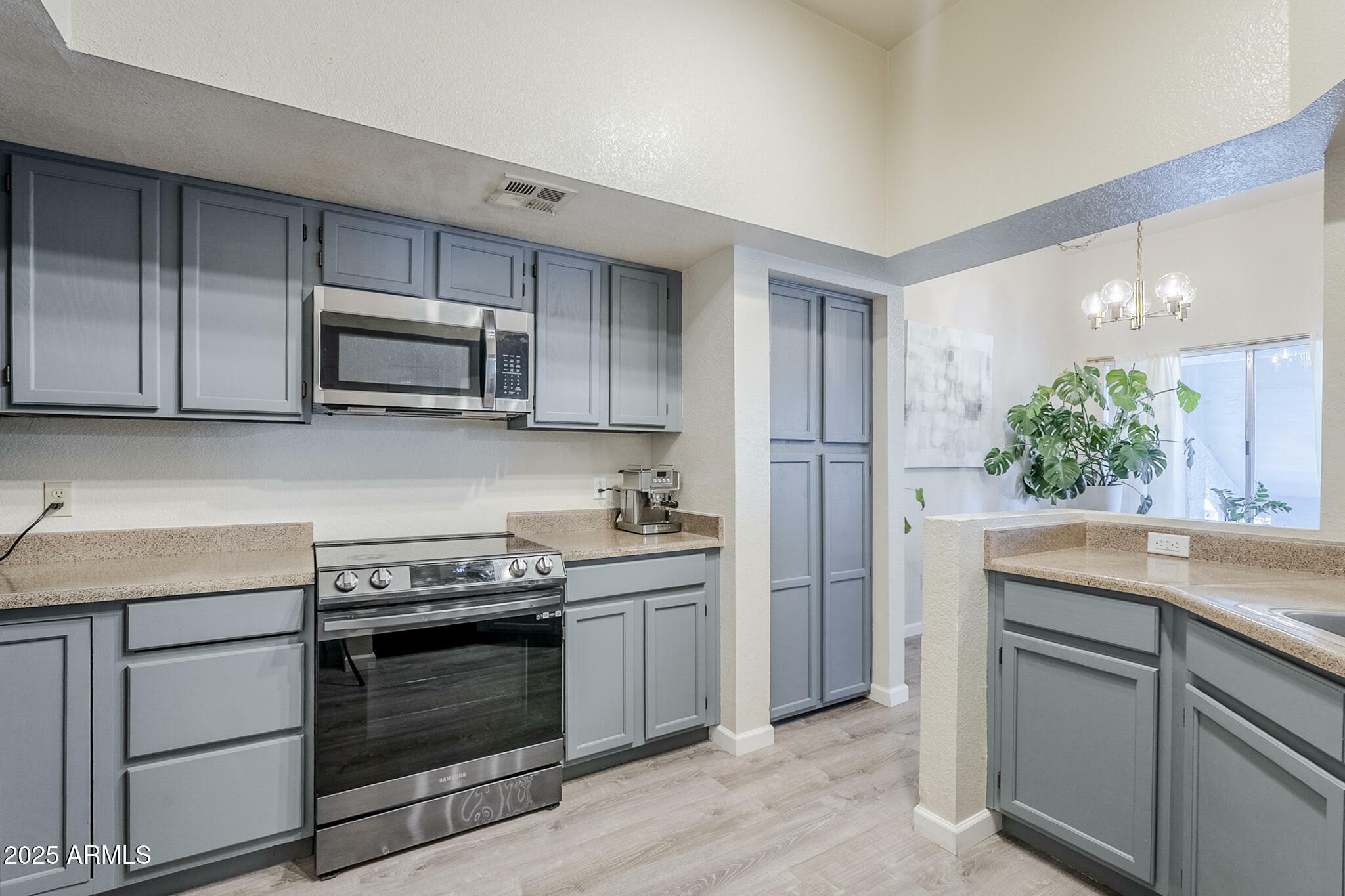 Property Photo: 1331 W Baseline Road 360 AZ 85202