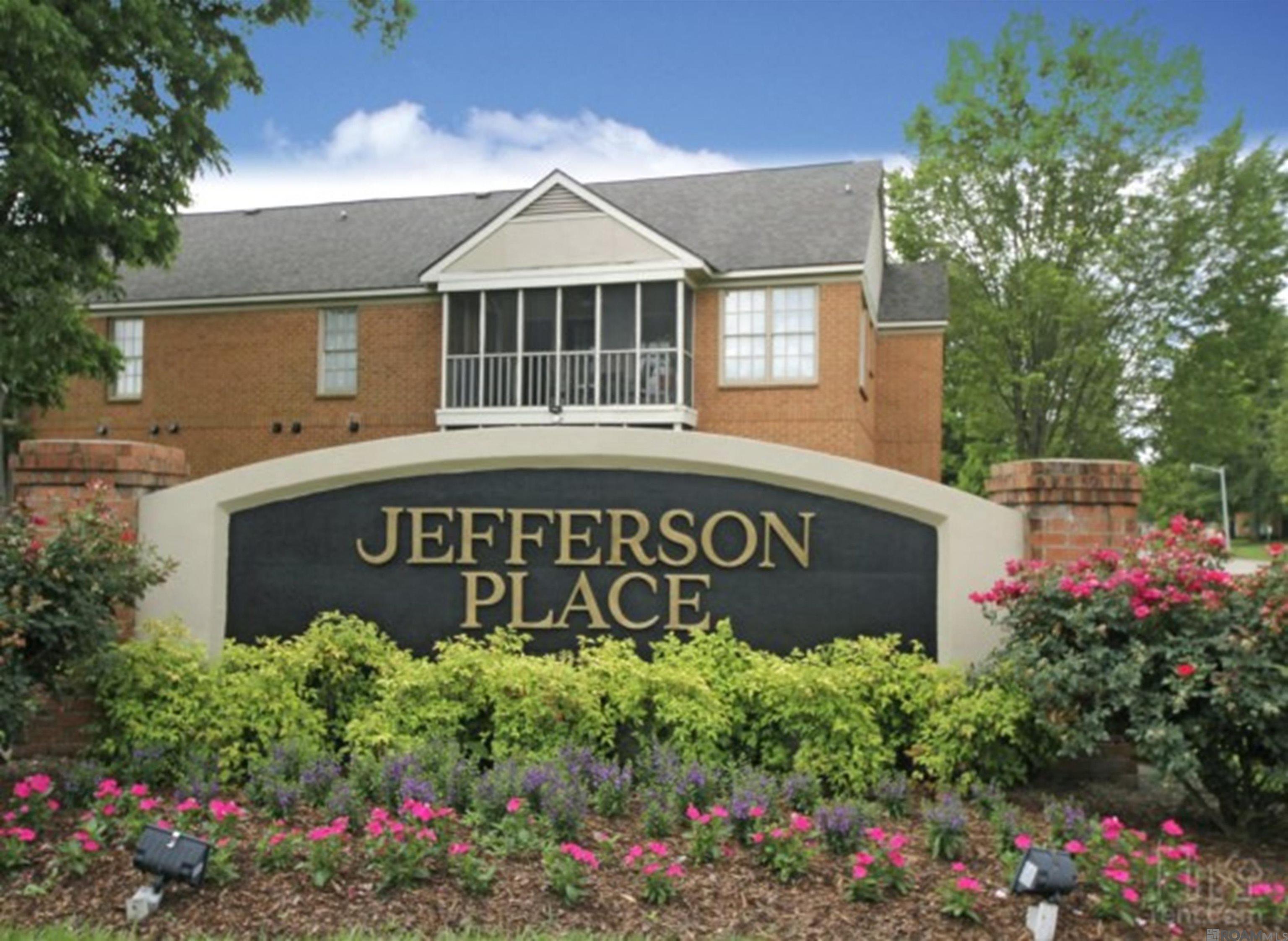 Property Photo: 7372 N Jefferson Place Cir #43-D LA 70809
