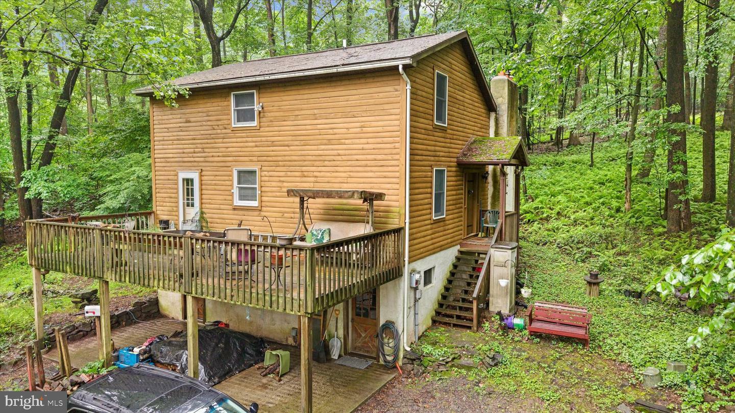 Property Photo:  810 Moores Mountain Road  PA 17339 