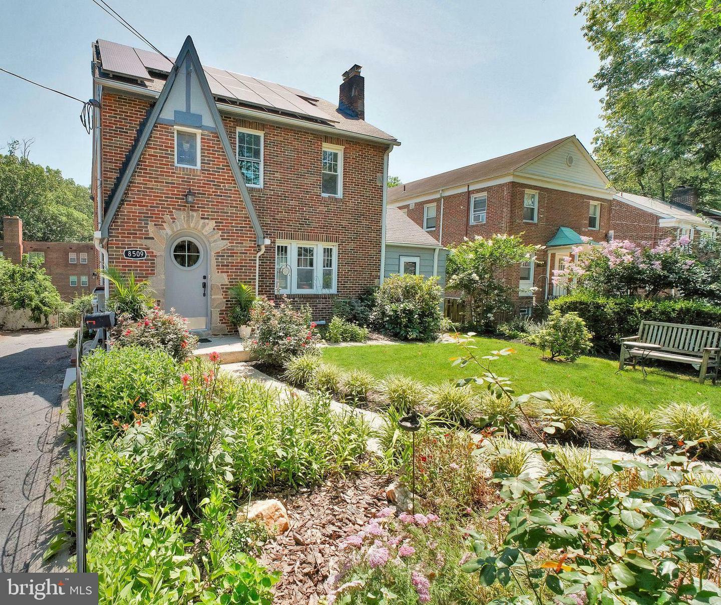 8509 Flower Avenue  Takoma Park MD 20912 photo