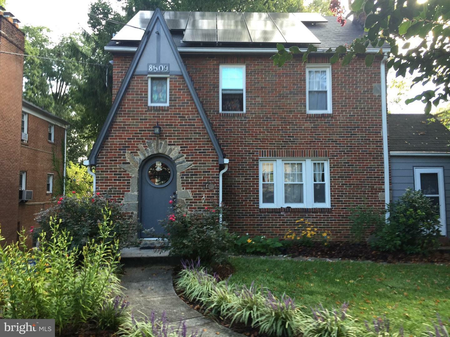 8509 Flower Avenue  Takoma Park MD 20912 photo