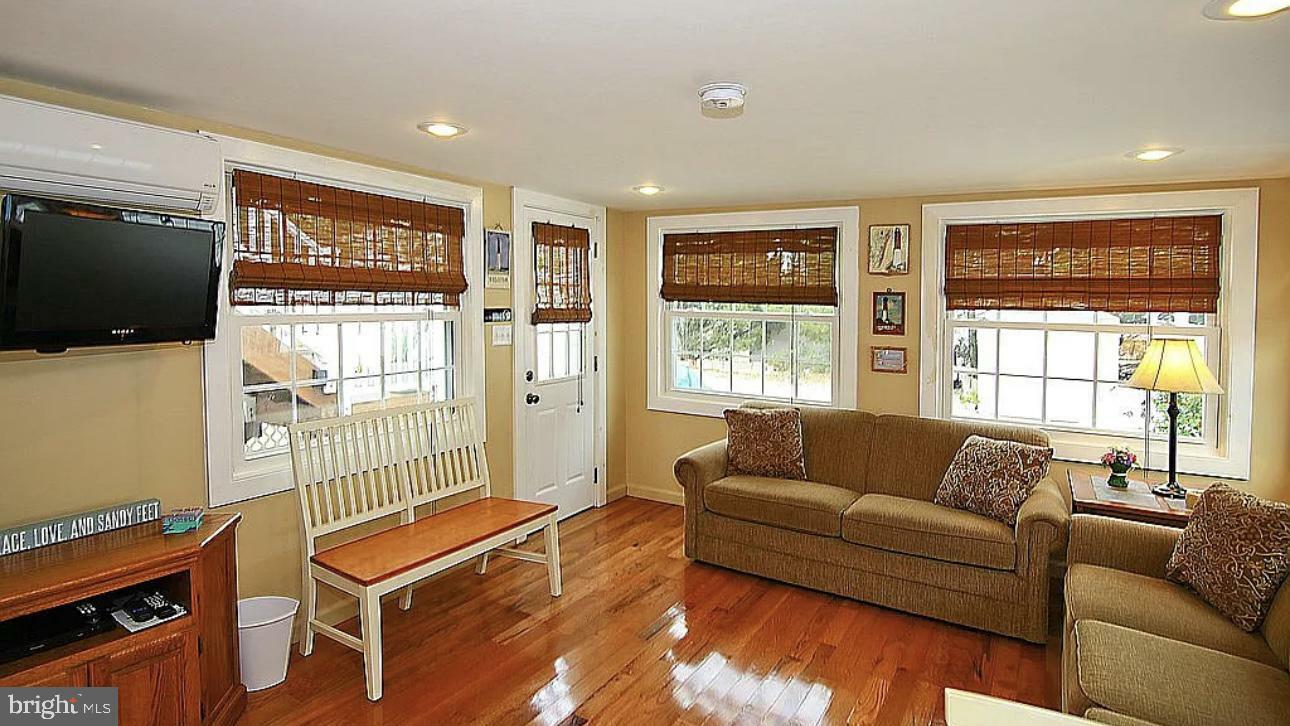 Property Photo:  7 E 19th  NJ 08008 