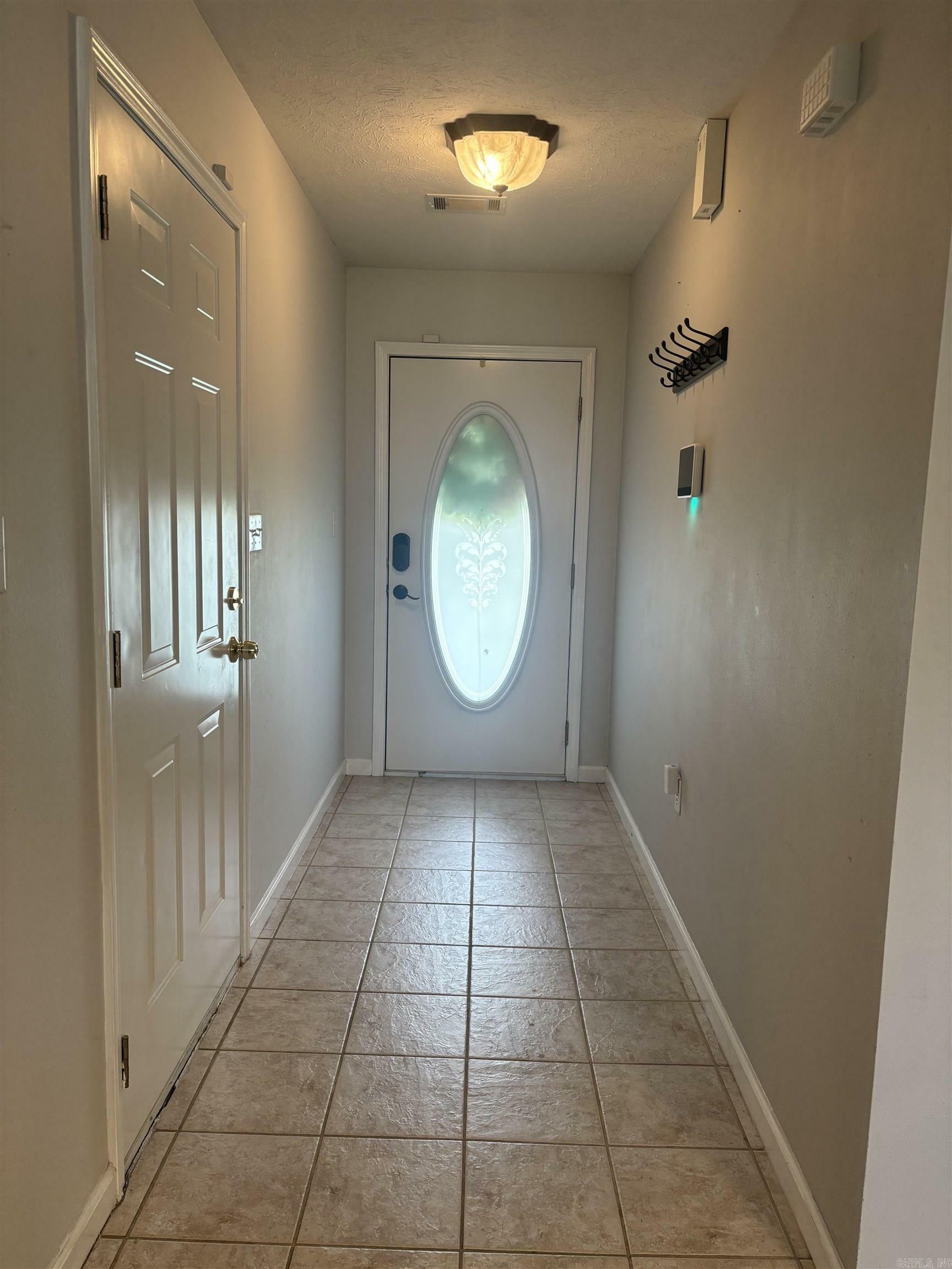 Property Photo: 2 Ledrick Circle AR 72106