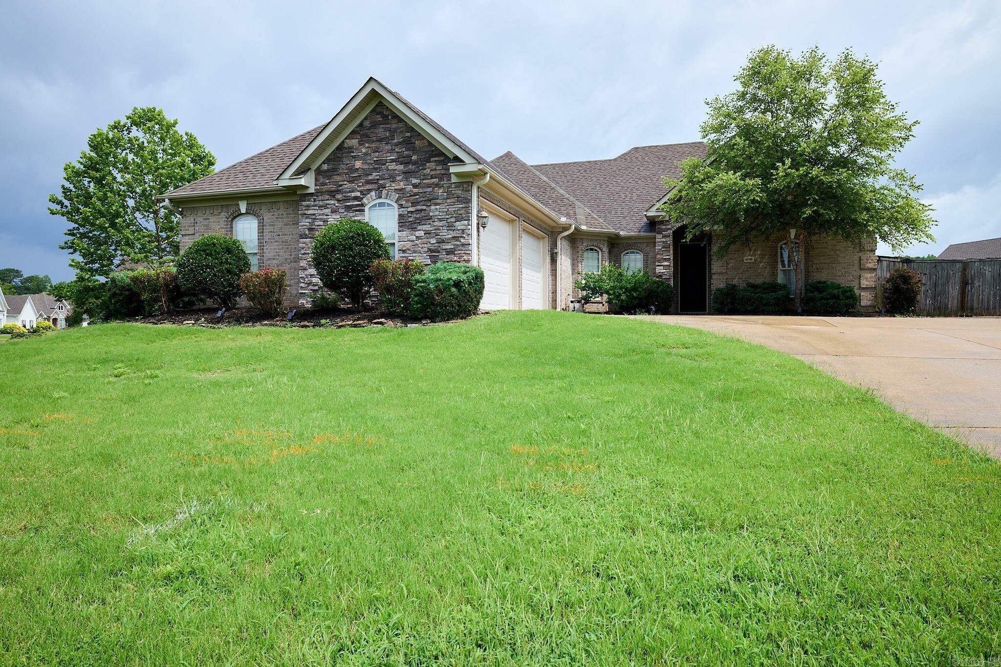 Property Photo: 6098 Pierce Manse Loop AR 72019