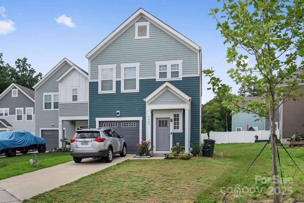 Property Photo: 9025 Henry Thoreau Road NC 28214